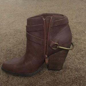 Worn ONCE. Brown leather booties